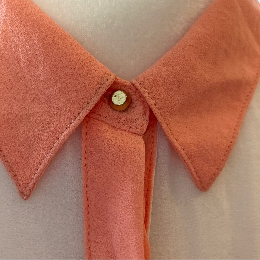 🌸5/$25🌸 Dynamite Size Med White and Peach Blouse - Picture 2 of 8